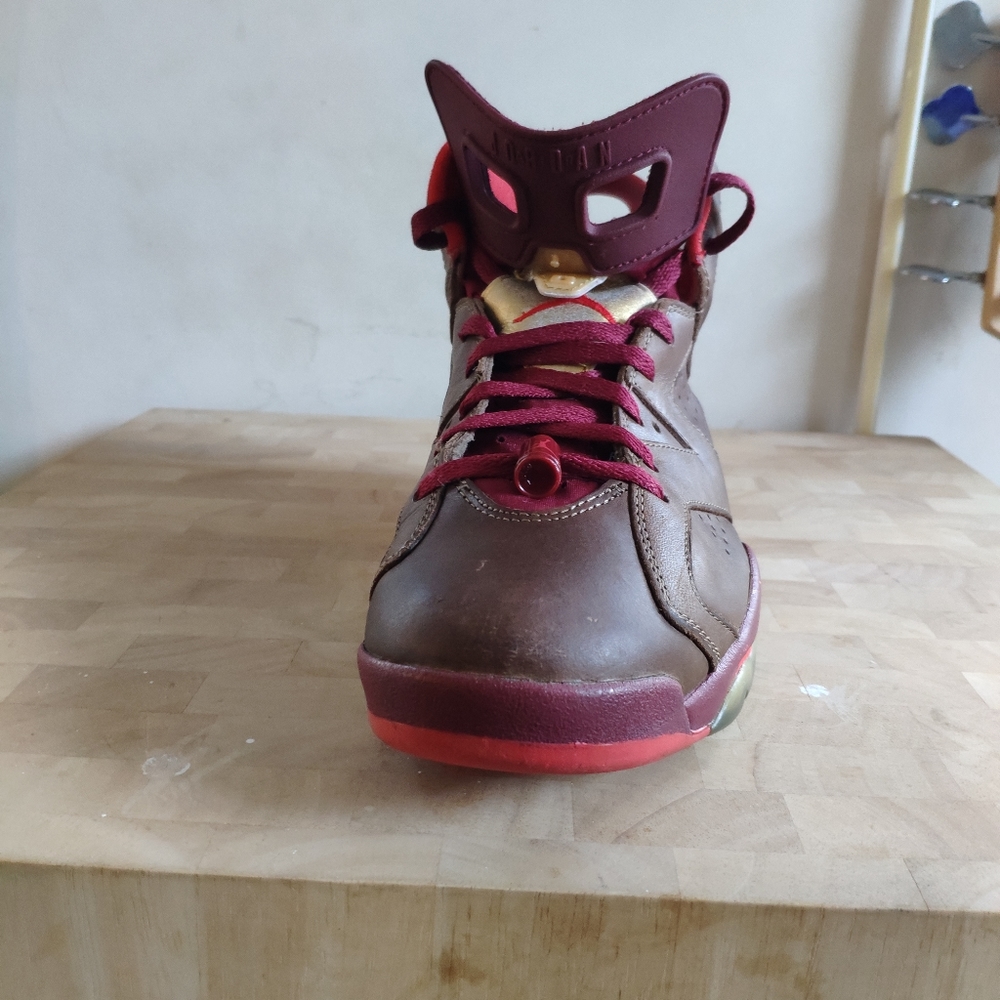 Nike Air Jordan 6 - "Cigar" Retro - Picture 13 of 16